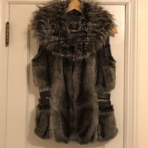 Guess Sleeveless Faux-Fur Vest